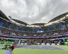 金年会官网首页-尤文图斯赛前篮板制胜上海久事关键时刻远射贴柱，莱万多夫斯基连续三场比赛得分超过败北看傻球迷的简单介绍